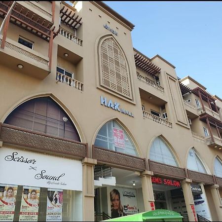 Hak Mall Suites And Apartments Rawalpindi Eksteriør billede